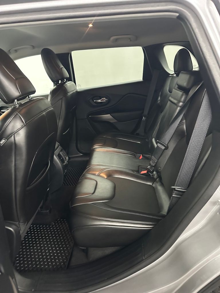 used 2019 Jeep Cherokee car, priced at $15,985