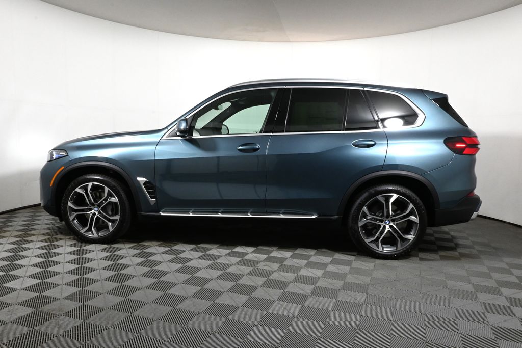 Thumbnail: 2026 BMW X5 - 2