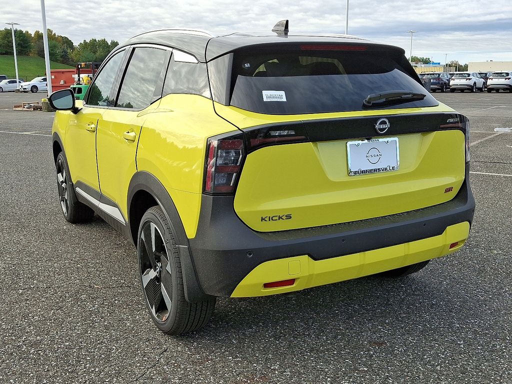 Thumbnail: 2026 Nissan Kicks - 3