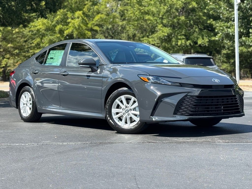 2026 Toyota Camry LE photo 2