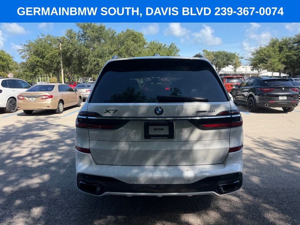 Used 2023 White BMW xDrive40i image 11