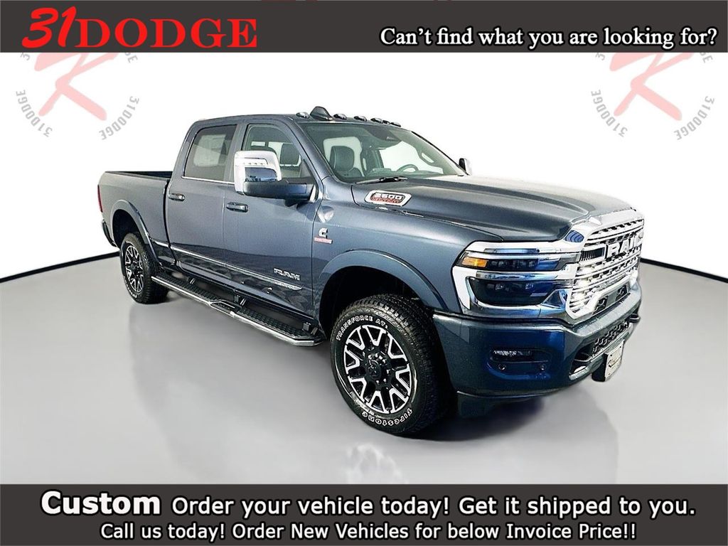 2025 RAM 2500 Limited Crew Cab 4WD