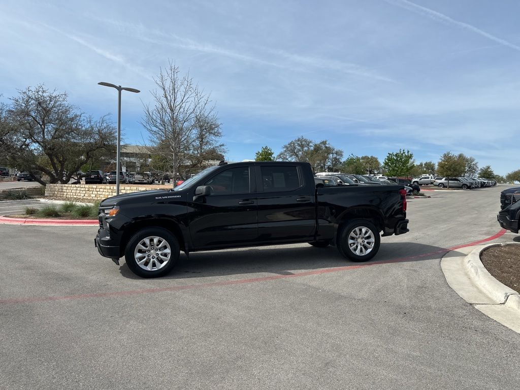 Used Car 2022 Chevrolet Silverado 1500  Custom For Sale Under $30,000 In Austin, Texas