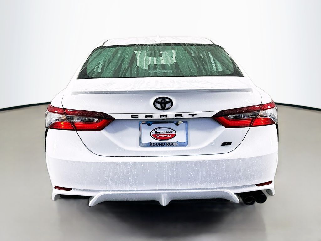 Thumbnail: 2022 Toyota Camry - 6