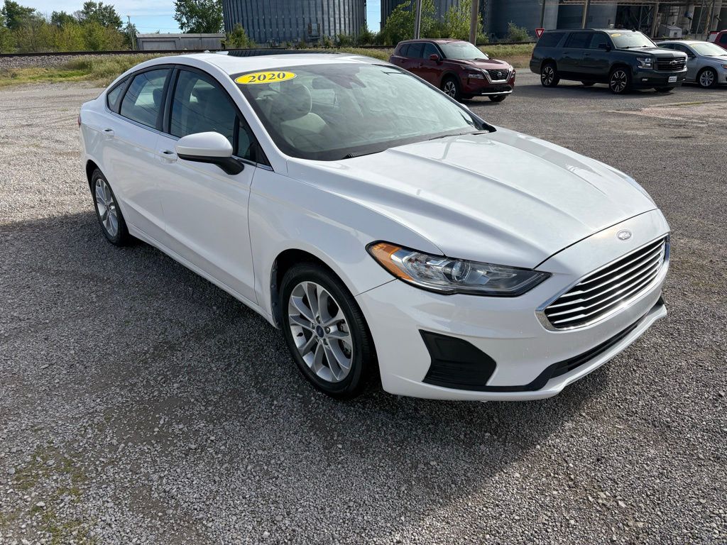 2020 Ford Fusion SE FWD's photo