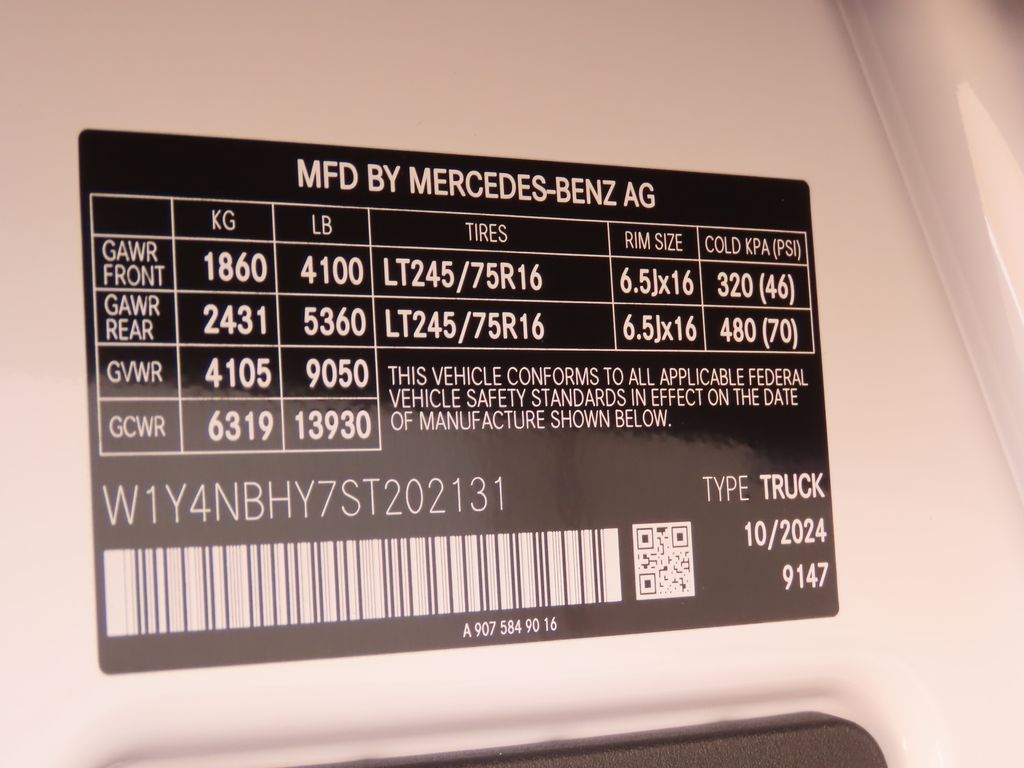 Thumbnail: 2025 Mercedes-Benz Sprinter - 31