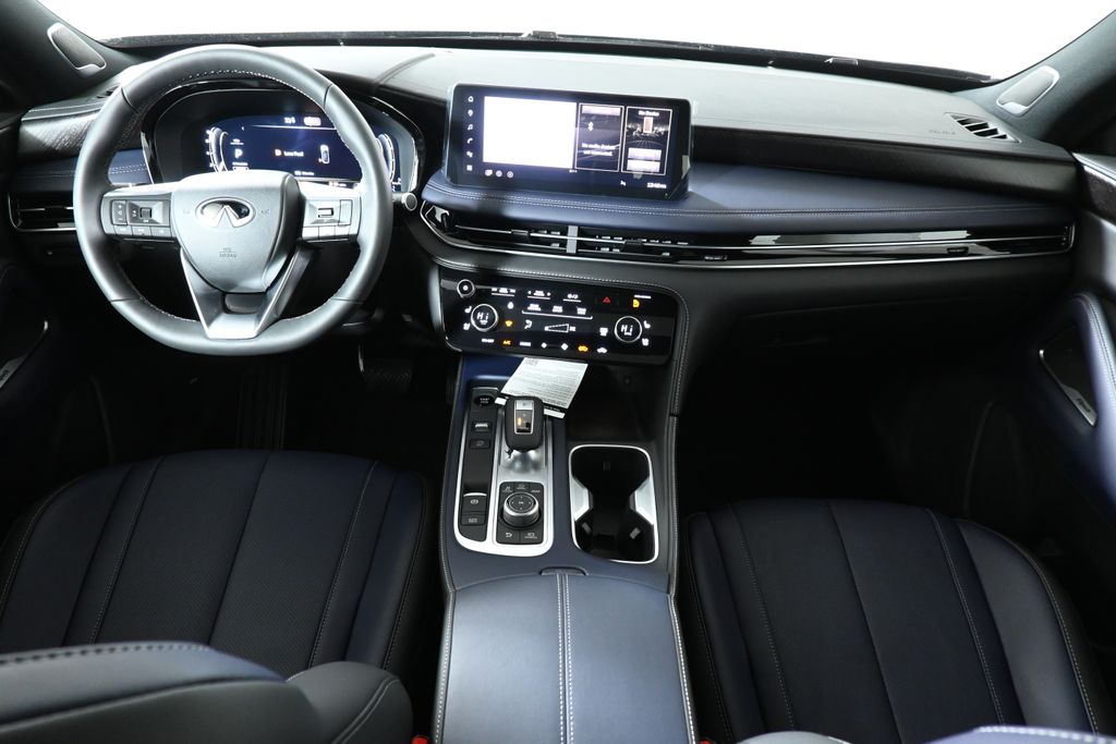 Thumbnail: 2026 INFINITI QX60 - 4