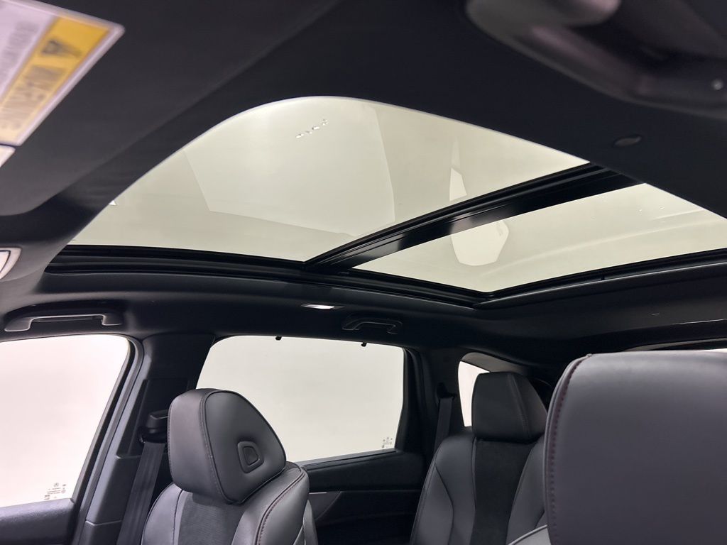 used 2024 Acura MDX car, priced at $39,961