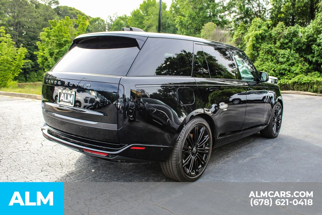 Used 2024 Black Land Rover SE image 6