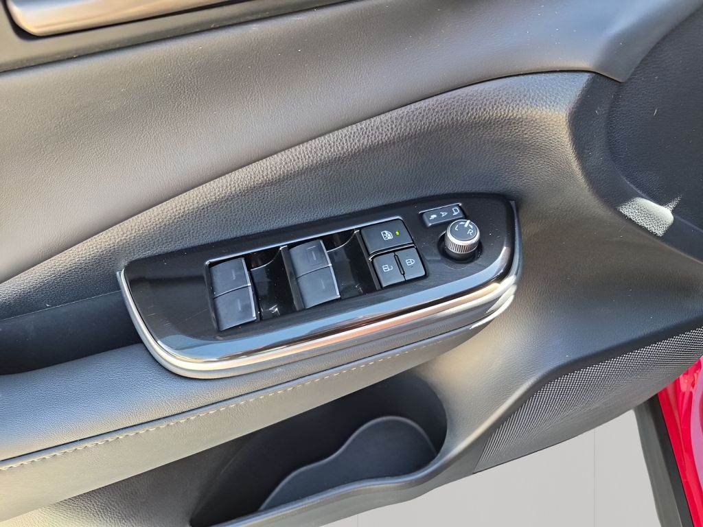 Used Car 2025 Toyota Crown Signia  Limited For Sale Under $50,000 In Austin, Texas