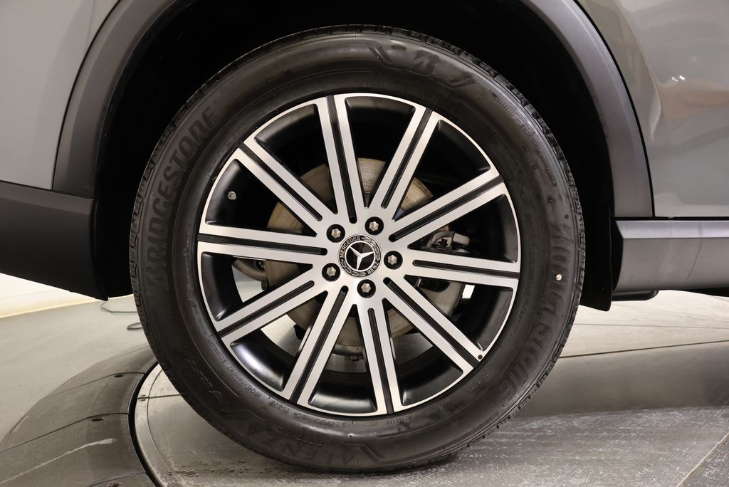 Thumbnail: 2026 Mercedes-Benz GLE - 13