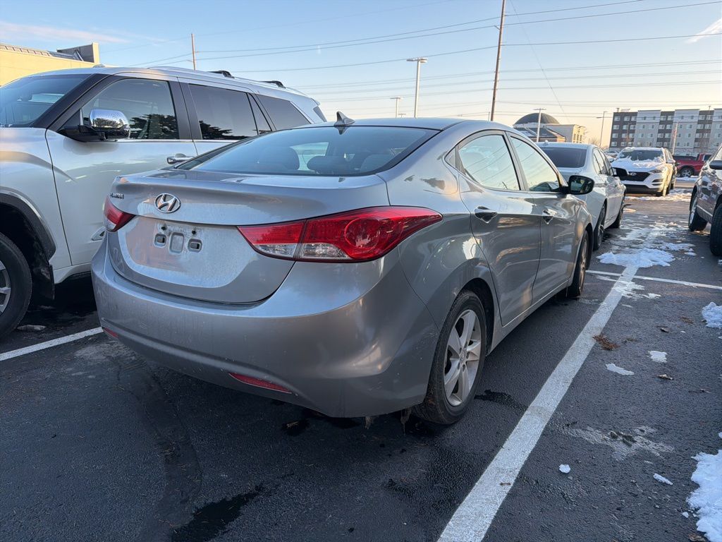 Thumbnail: 2011 Hyundai Elantra - 3