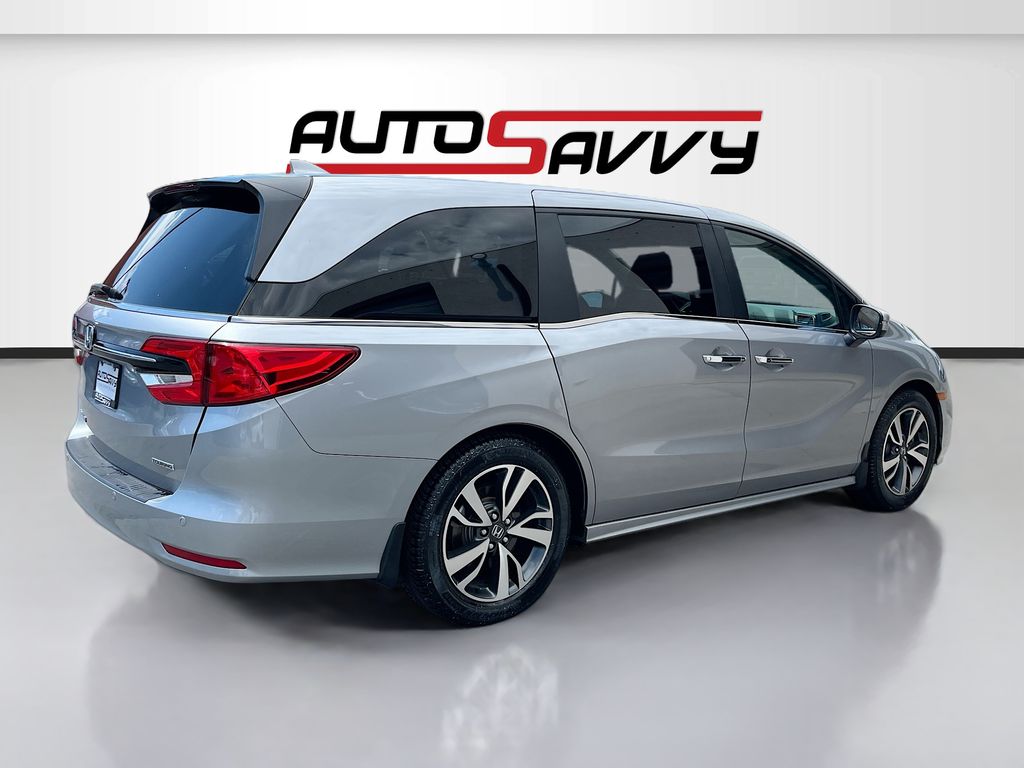 Used 2023 Silver Honda Touring image 7