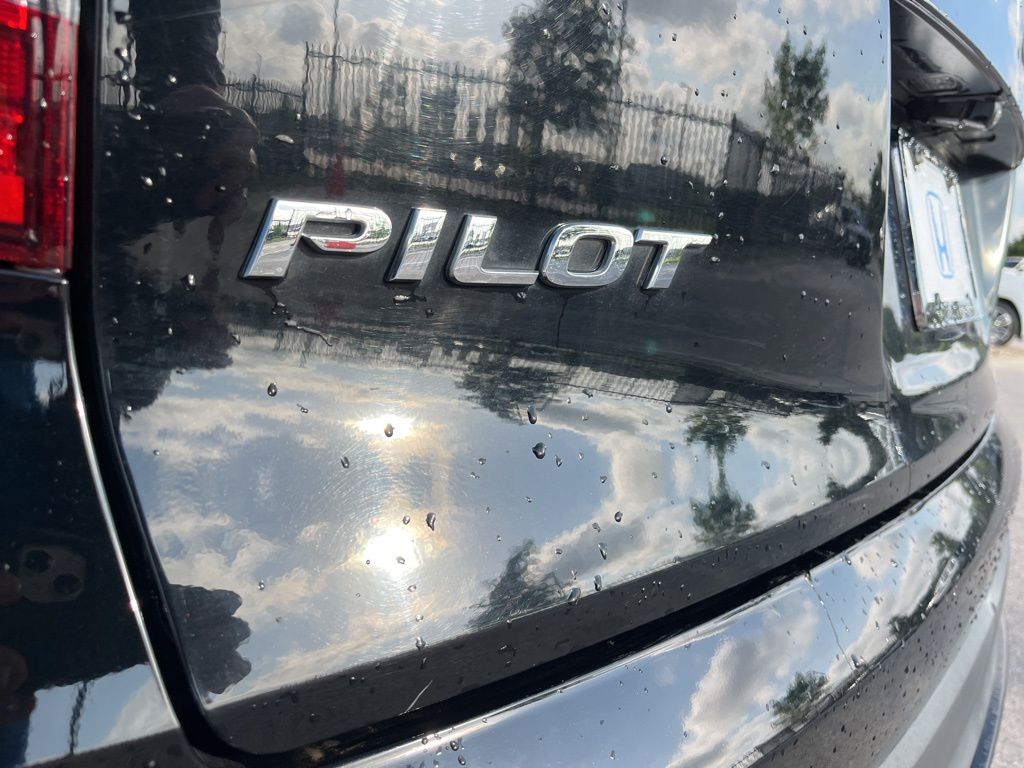 Thumbnail: 2021 Honda Pilot - 8