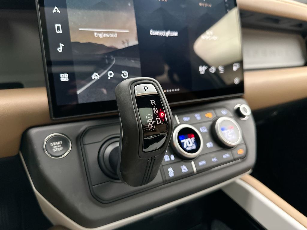 Thumbnail: 2026 Land Rover Defender - 12