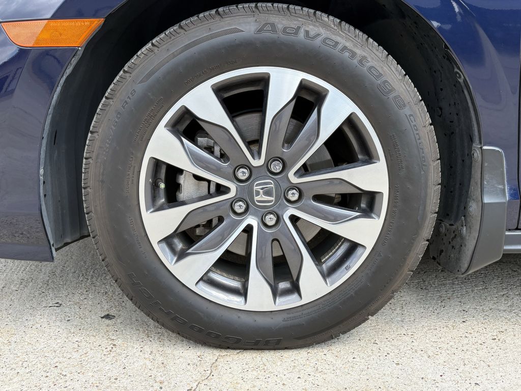 Used 2021 Blue Honda EX-L image 9