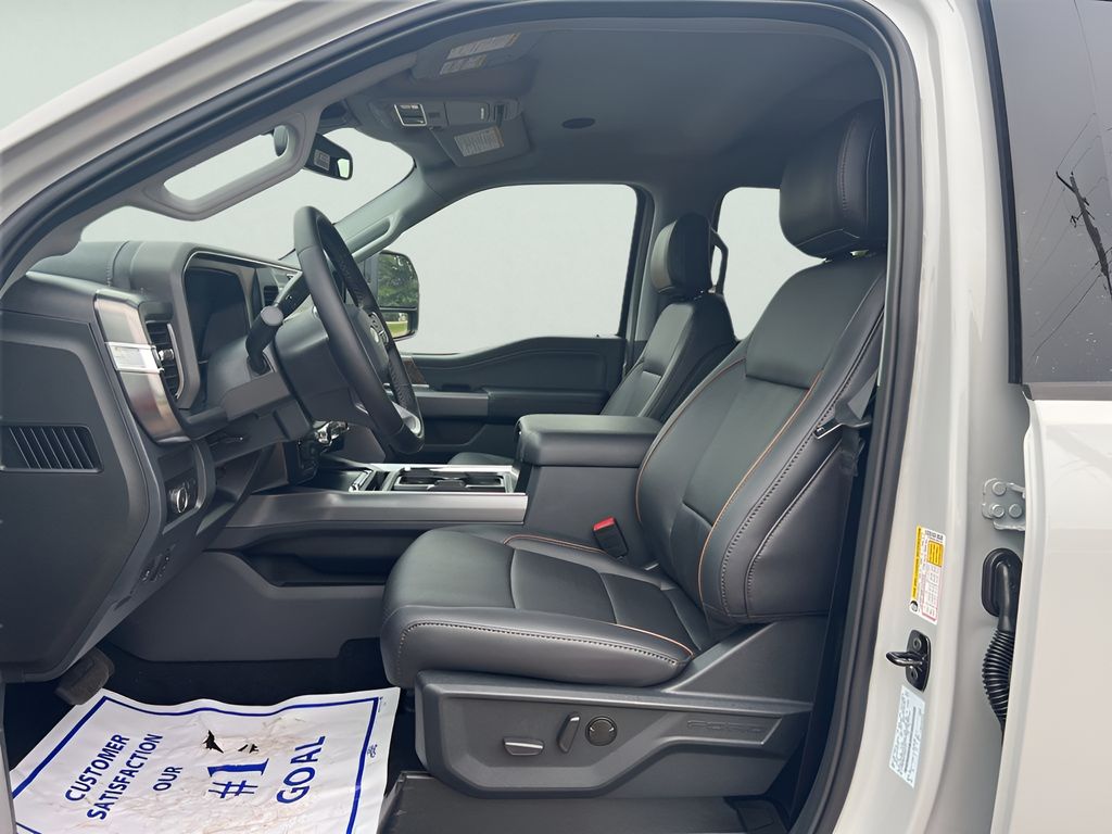 2025 Ford F-350SD