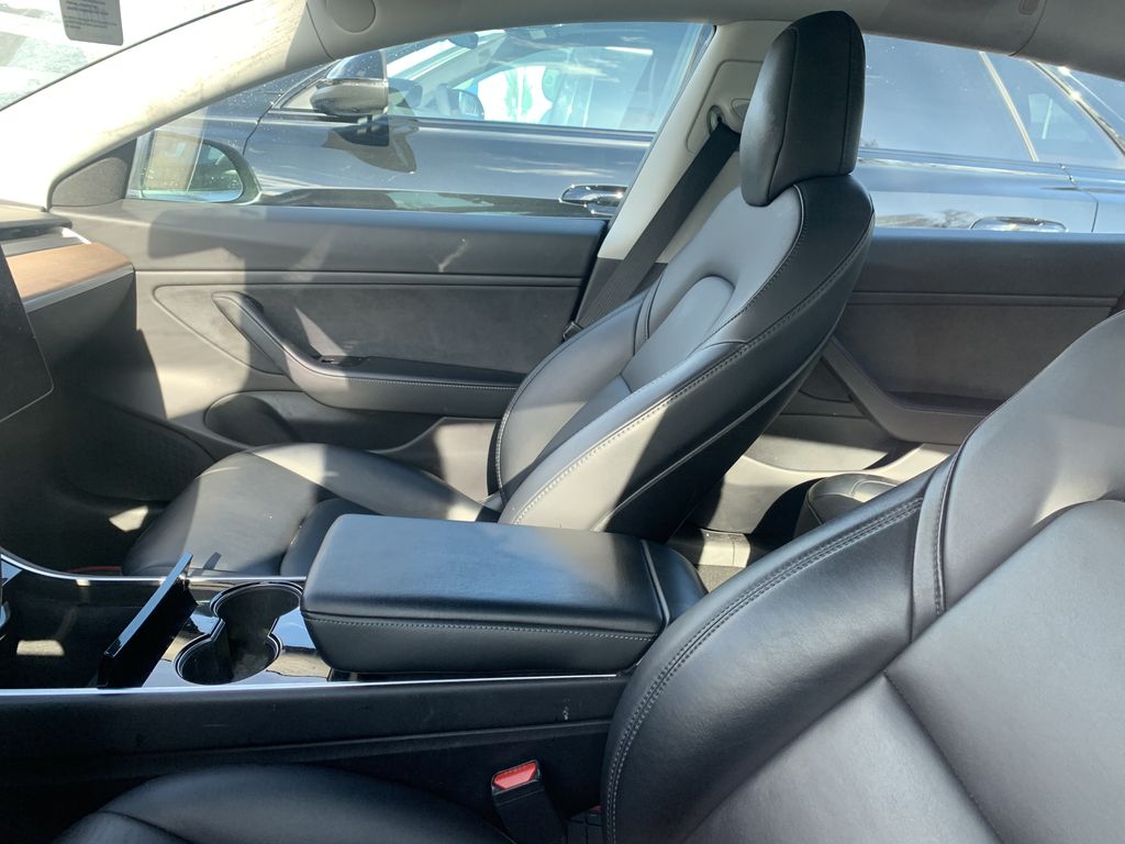 Thumbnail: 2018 Tesla Model 3 - 4