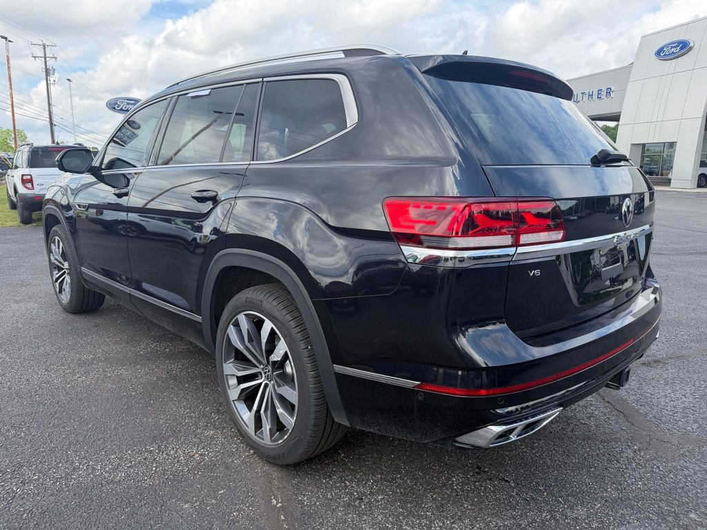 2023 Volkswagen Atlas 3.6L V6 SEL Premium R-Line Black at Klick Lewis Buick Chevrolet