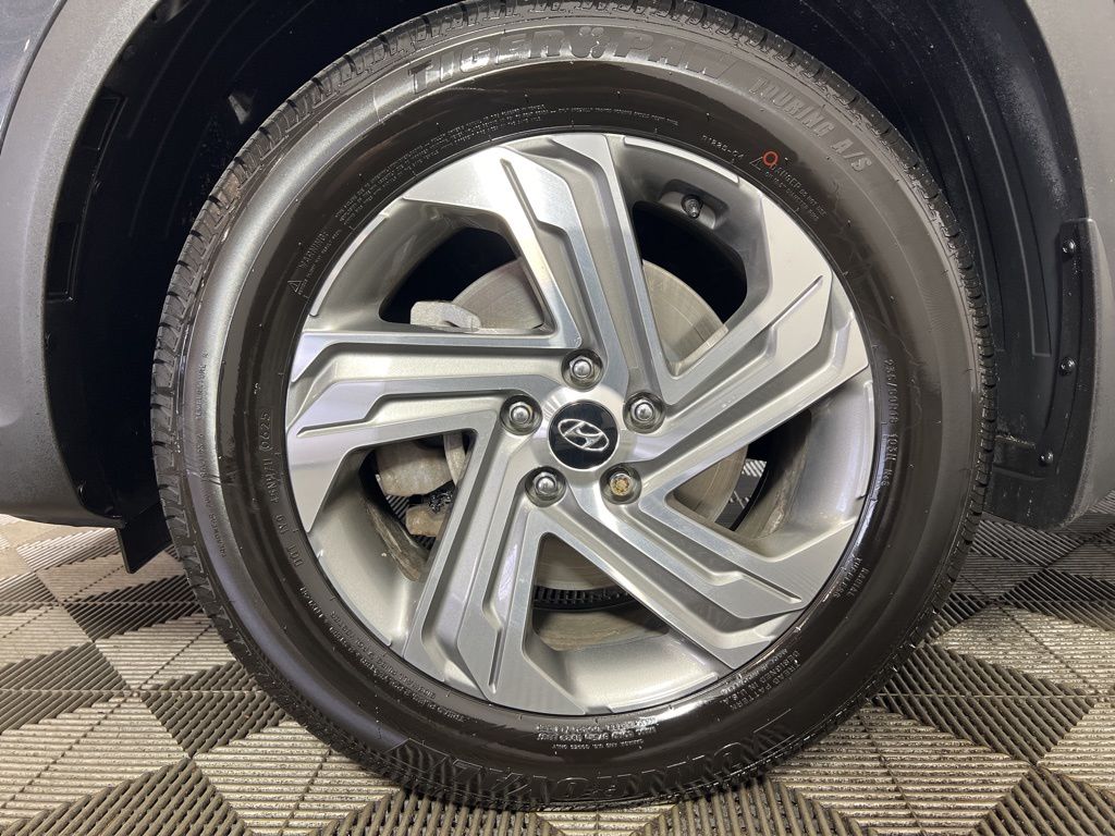 Certified Used 2022 Gray Hyundai SEL image 11