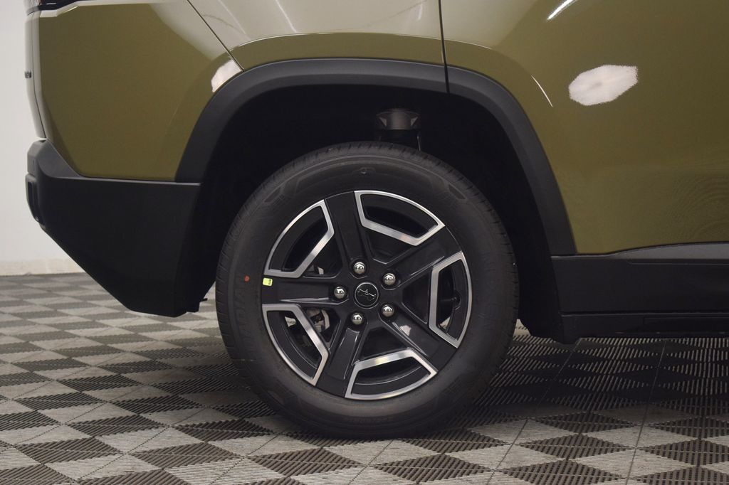 new 2026 Jeep Cherokee car, priced at $41,023
