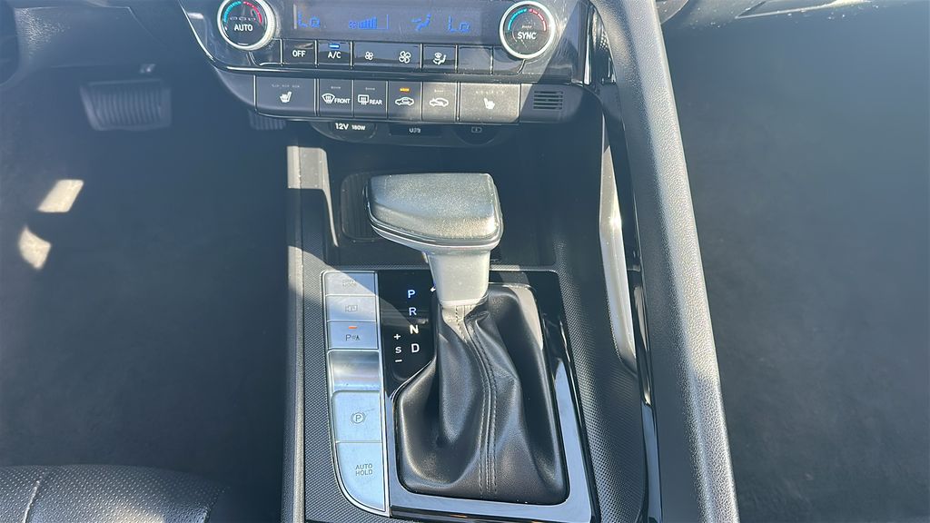 2024 Hyundai Elantra Limited White at Baytown Hyundai