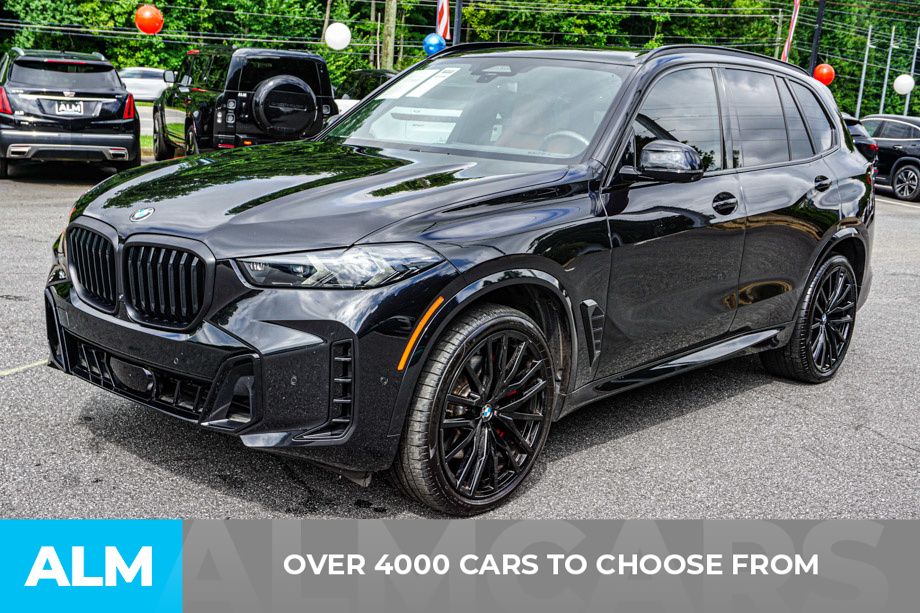 Used 2025 Black BMW sDrive40i image 3