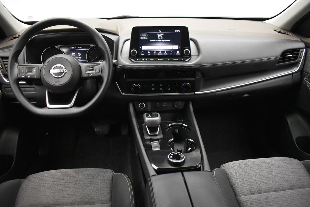 2022 Nissan Rogue S 24