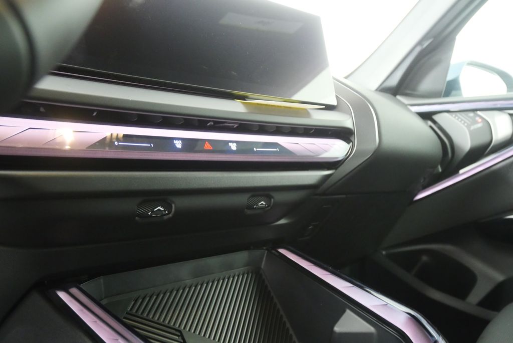 Thumbnail: 2026 BMW X3 - 19