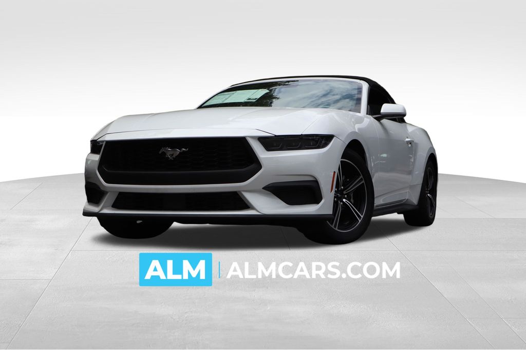 Oxford White 2025 Ford Mustang Convertible Rear-Wheel Drive Automatic