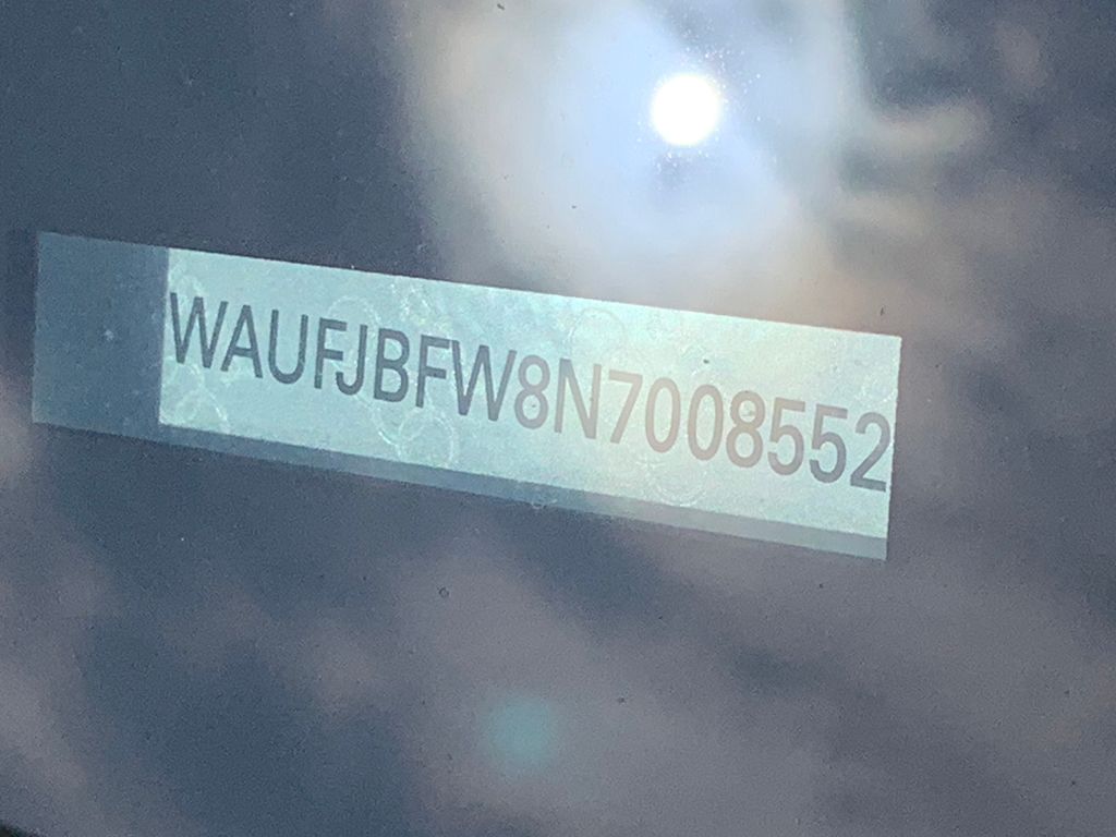 Thumbnail: 2022 Audi e-tron GT - 14