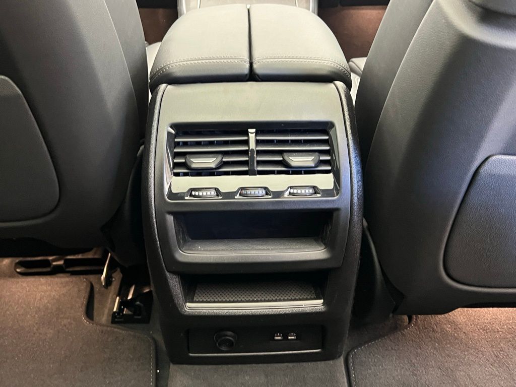 Thumbnail: 2025 BMW X5 - 9