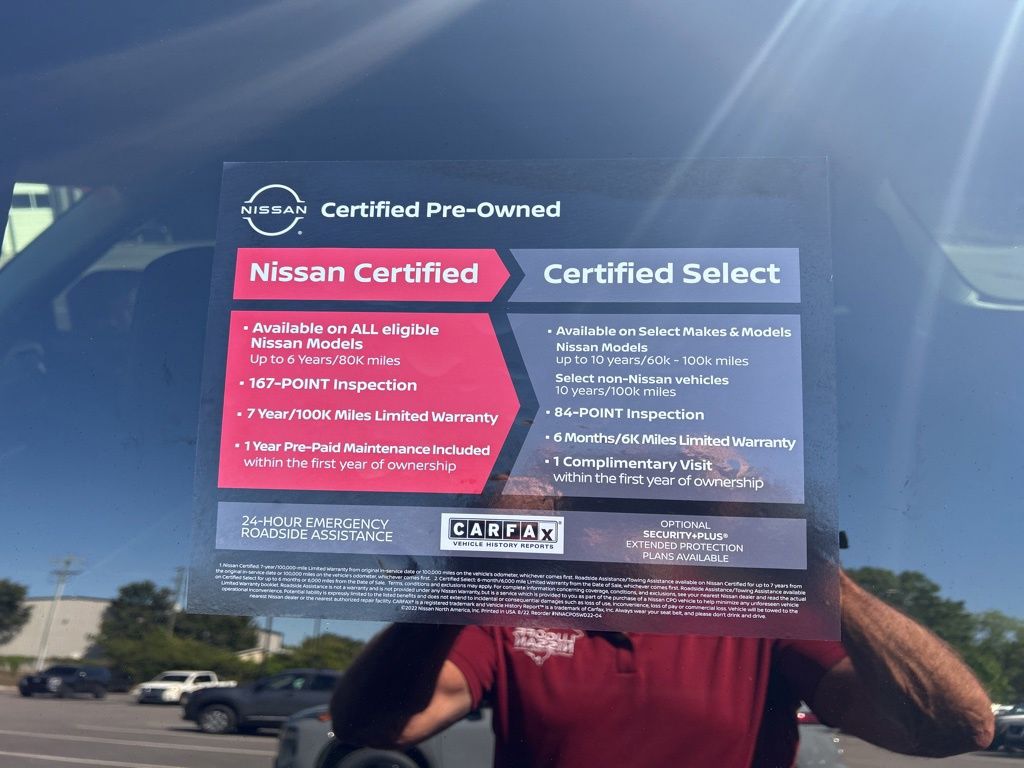 2023 Nissan Pathfinder SL - 10