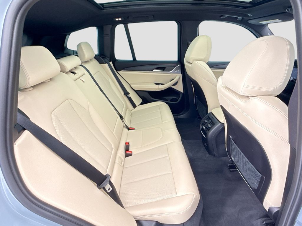 Thumbnail: 2023 BMW X3 - 21