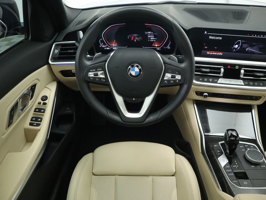 Thumbnail: 2022 BMW 3 Series - 10