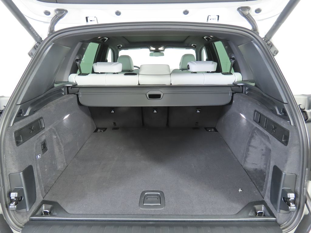 Thumbnail: 2026 BMW X5 - 28