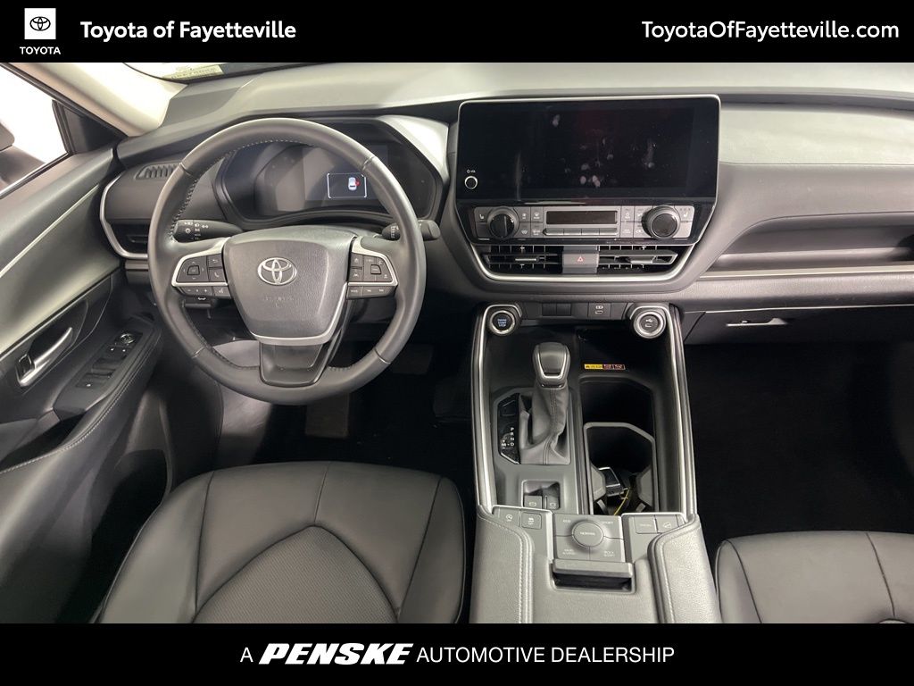 Thumbnail: 2025 Toyota Grand Highlander - 5