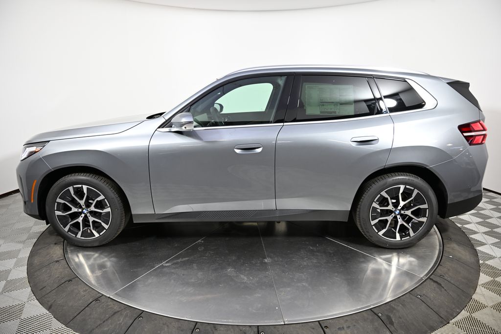 Thumbnail: 2026 BMW X3 - 2