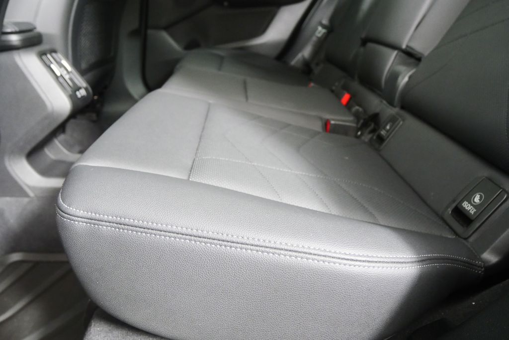 Thumbnail: 2023 BMW X1 - 14