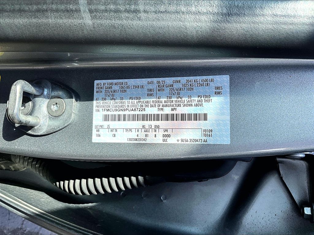 2023 Ford Escape — photo 8