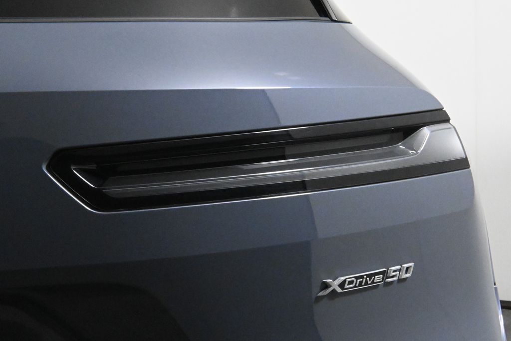 Thumbnail: 2025 BMW iX - 13