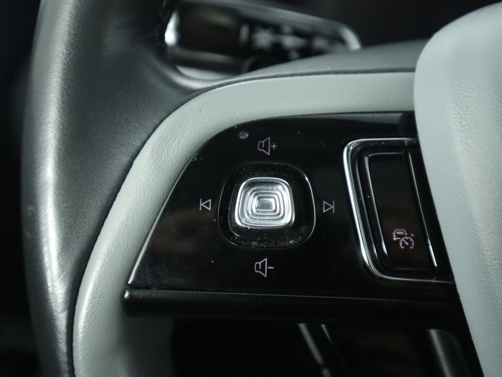 Thumbnail: 2022 Lincoln Corsair - 11