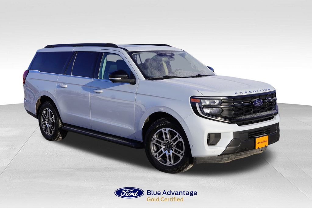 2025 Ford Expedition MAX Active 4WD