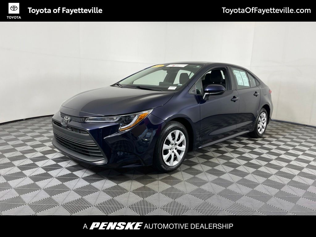 2025 Toyota Corolla LE FWD