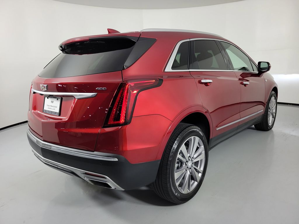 2024 Cadillac XT5 Premium Luxury - 3