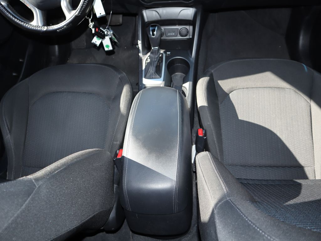Thumbnail: 2014 Hyundai Tucson - 8