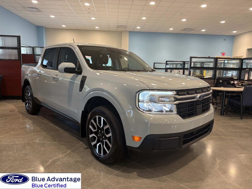 2022 Ford Maverick Lariat SuperCrew FWD