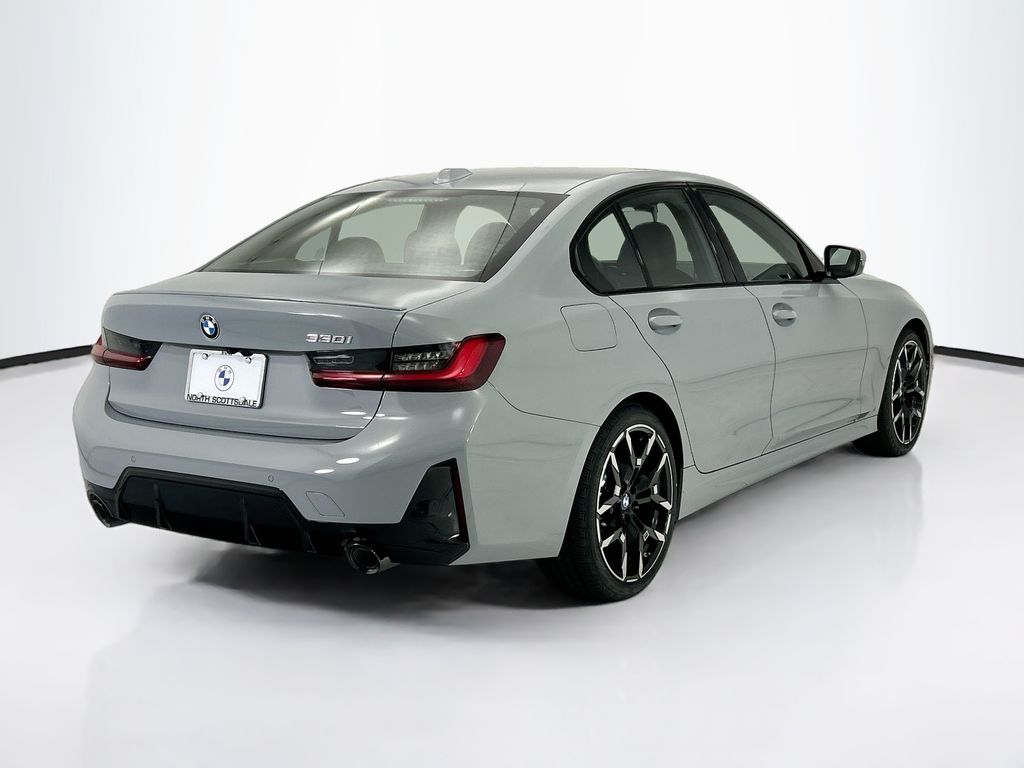 Thumbnail: 2026 BMW 3 Series - 5