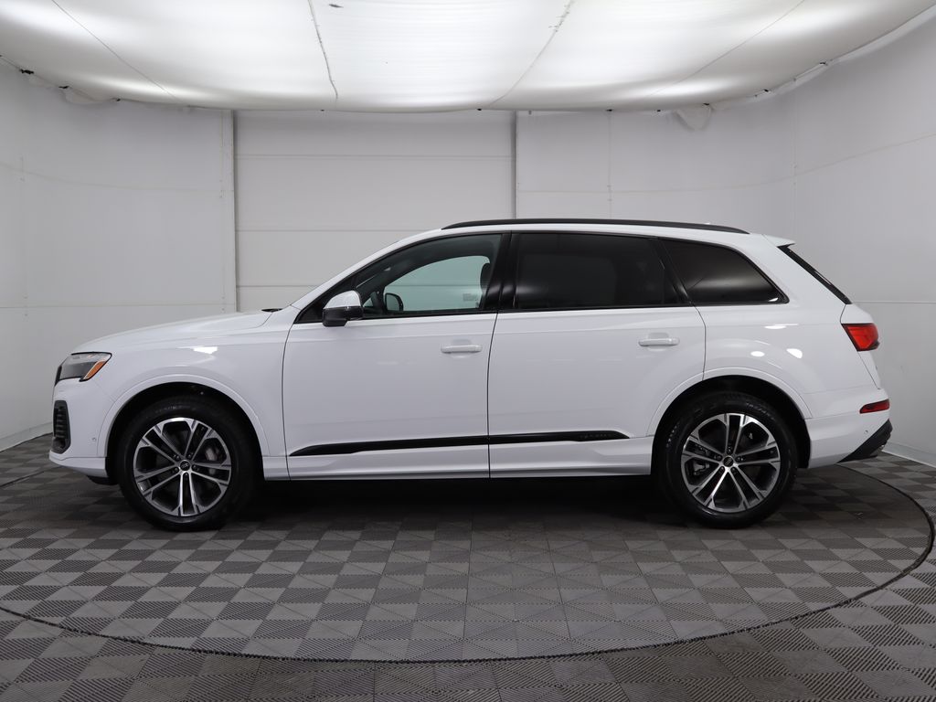 2025 Audi Q7  9