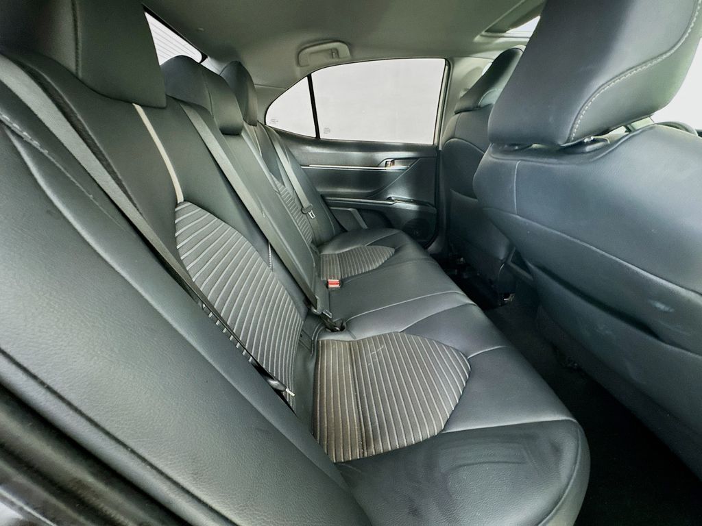 Used Car 2019 Toyota Camry Hybrid  Se For Sale Under $20,000 In Austin, Texas